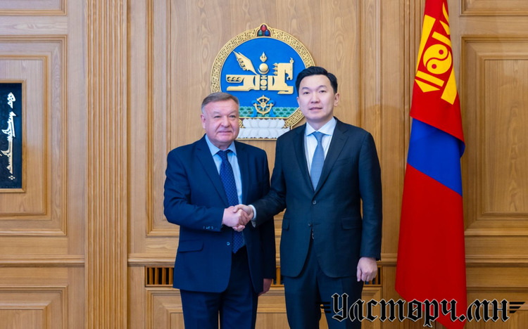 ЕРӨНХИЙ САЙД Н.УЧРАЛ ОХУ-ААС МОНГОЛ УЛСАД СУУГАА ЭЛЧИН САЙД А.Н.ЕВСИКОВТОЙ УУЛЗАВ